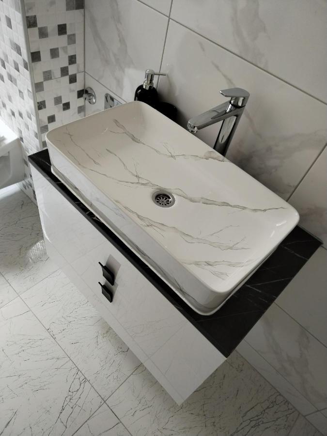 Apartman Zeko Rijeka Bagian luar foto