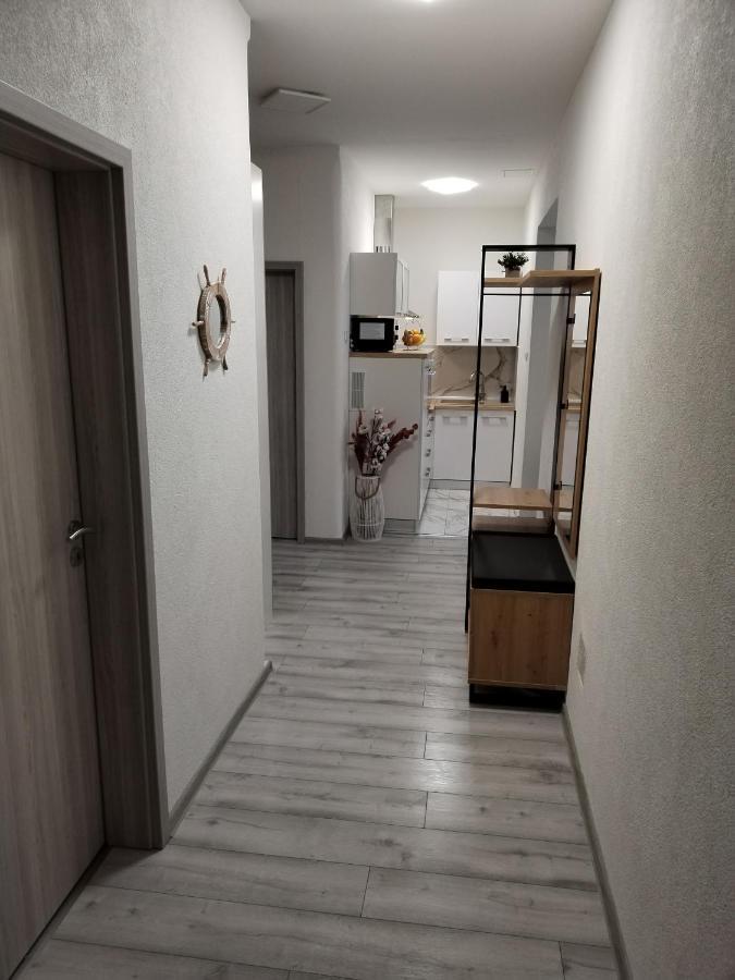 Apartman Zeko Rijeka Bagian luar foto